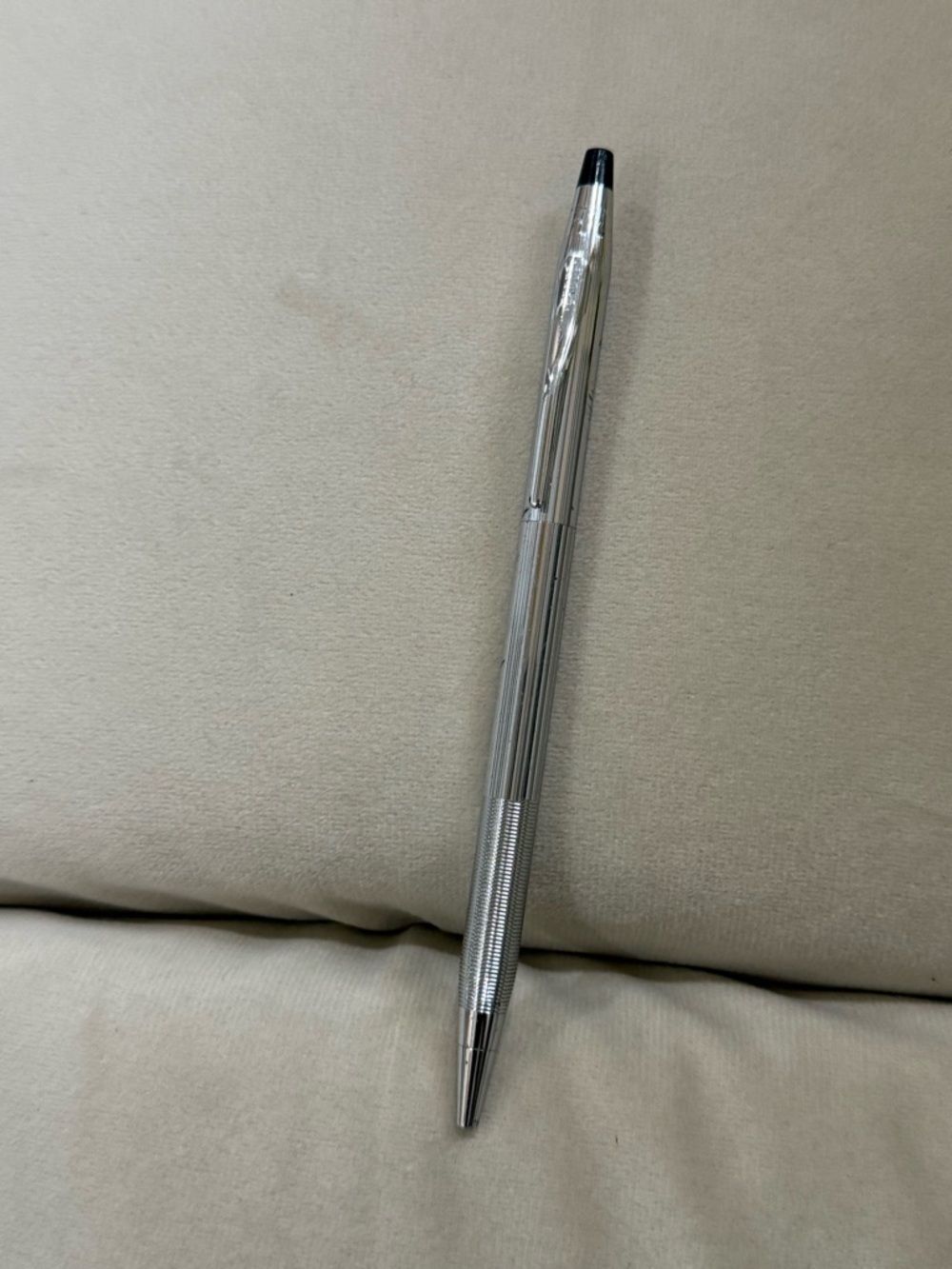 Sleek Silver Metal Ballpoint Pen